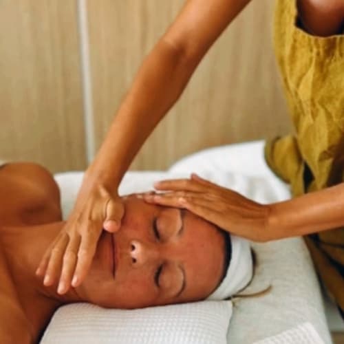 Laetitia N Facialiste - Massages anti-âge Kobido Intrabuccal Sculptant - Soin visage Nice - Laetitia N Facialiste - Massages anti-âge Kobido Intrabuccal Sculptant - Photo Galerie - OneBooking