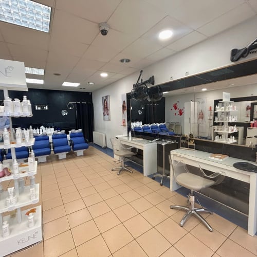 Ah l’atelier d’Angel - Coiffure Trappes - Ah l’atelier d’Angel - Photo Galerie - OneBooking