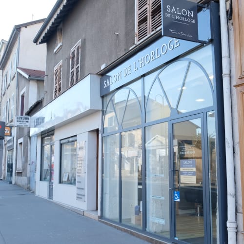 Salon de l'horloge - Tassin - Coiffure Tassin-la-Demi-Lune - Salon de l'horloge - Tassin - Photo Galerie - OneBooking
