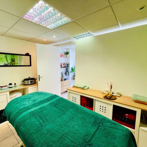 Eden's Body Nails - Onglerie Montrouge - Eden's Body Nails - Photo Galerie - OneBooking