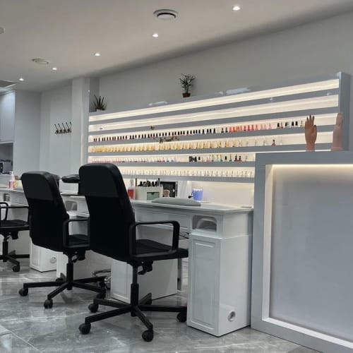 Is Nails - Sourcils & cils Saint-Maur-des-Fossés - Is Nails - Photo Galerie - OneBooking