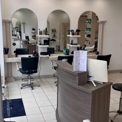 Olivier Guesnon – Coiffure & Head Spa - Sourcils & cils Rueil-Malmaison - Olivier Guesnon – Coiffure & Head Spa - Photo Galerie - OneBooking