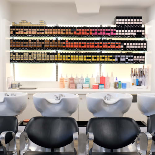 Salon de l'horloge - Tassin - Coiffure Tassin-la-Demi-Lune - Salon de l'horloge - Tassin - Photo Galerie - OneBooking