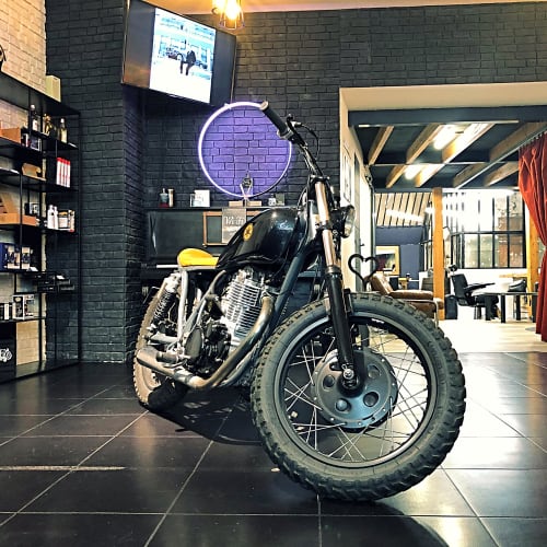 Industrie "Serious" Barbershop - Coiffure Lyon - Industrie "Serious" Barbershop - Photo Galerie - OneBooking