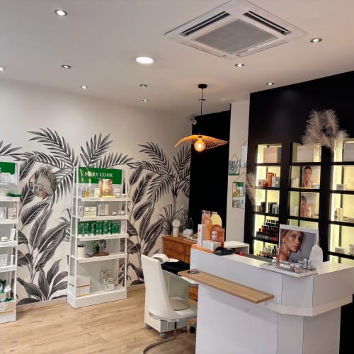 Esthedel - Sourcils & cils Évreux - Esthedel - Photo Galerie - OneBooking
