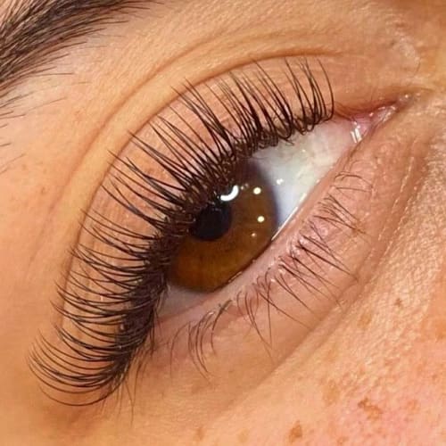Elayah Esthetic - Sourcils & cils Troyes - Elayah Esthetic - Photo Galerie - OneBooking