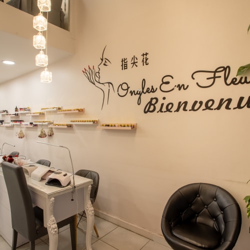 Ongles en Fleurs - Onglerie Lyon - Ongles en Fleurs - Photo Galerie - OneBooking