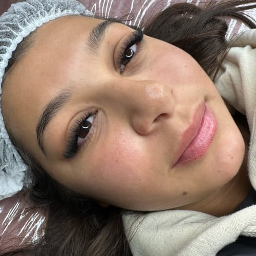 La Station Beauté (ex Jasmine King) - Sourcils & cils Sartrouville - La Station Beauté (ex Jasmine King) - Photo Galerie - OneBooking