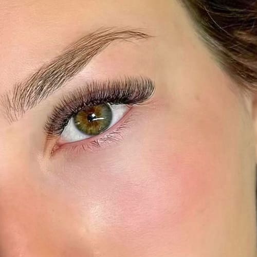Studio Emka - Sourcils & cils Cagnes-sur-Mer - Studio Emka - Photo Galerie - OneBooking