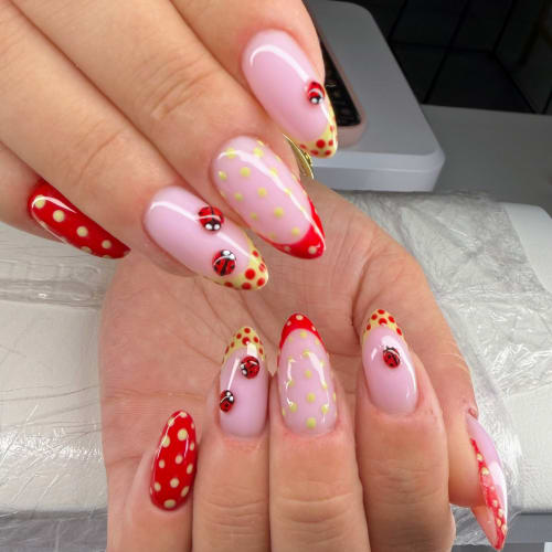 Lou'nails - Onglerie Gap - Lou'nails - Photo Galerie - OneBooking