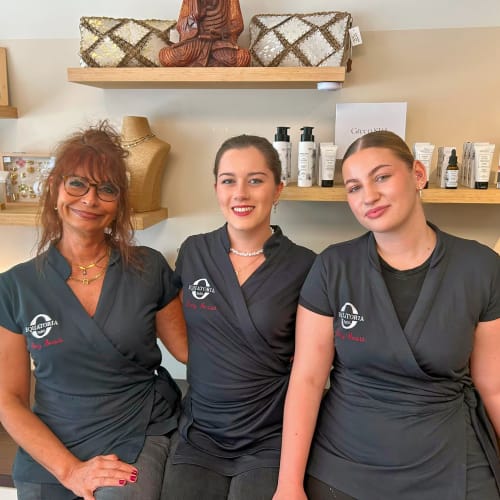 Fanny Beauté - Sourcils & cils Clamart - Fanny Beauté - Photo Galerie - OneBooking