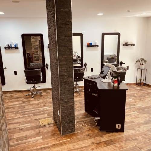 A la frange d’Emma - Coiffure Sevran - A la frange d’Emma - Photo Galerie - OneBooking