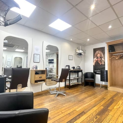 Brune et Blonde - Coiffure Angers - Brune et Blonde - Photo Galerie - OneBooking