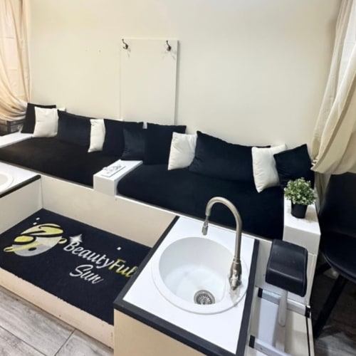 Beauty Full Sun - Onglerie Colombes - Beauty Full Sun - Photo Galerie - OneBooking
