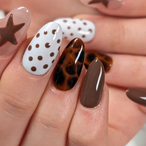 VnailsBeauty - Onglerie Caen - VnailsBeauty - Photo Galerie - OneBooking