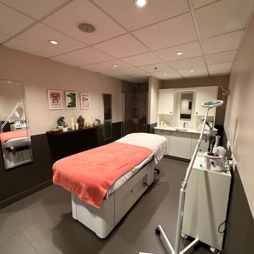 Une Heure pour Soi - Vitry-sur-Seine - Onglerie Vitry-sur-Seine - Une Heure pour Soi - Vitry-sur-Seine - Photo Galerie - OneBooking