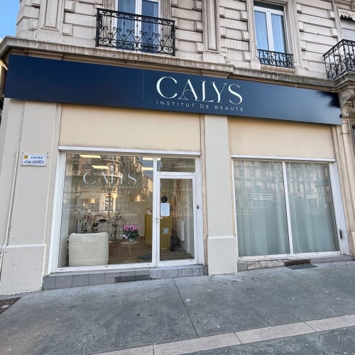 Calys Institut de Beauté - Onglerie Grenoble - Calys Institut de Beauté - Photo Galerie - OneBooking