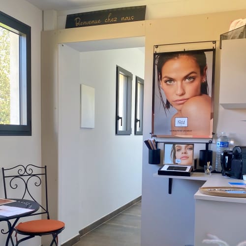 Kālī Massages - Certifiée Renata França - Coiffure Mougins - Kālī Massages - Certifiée Renata França - Photo Galerie - OneBooking