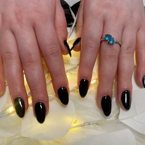 Glow up Nails & Beauty - Institut de beauté Melun - Glow up Nails & Beauty - Photo Galerie - OneBooking