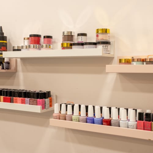 Ongles en Fleurs - Onglerie Lyon - Ongles en Fleurs - Photo Galerie - OneBooking