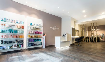 Christian Born Friseure: Kosmetikstudio in Leipzig