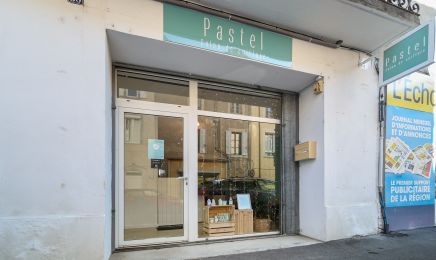 Pastel : Coiffeur à Ganges