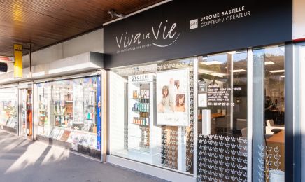 Viva La Vie - Bastille Coiffure - Tours Montjoyeux  : Coiffeur à Tours