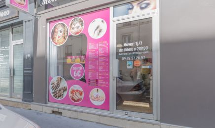 Rose salon de beauté indien : Manucure à Paris