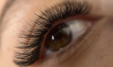 O cils de Lo : Manucure à Lormont