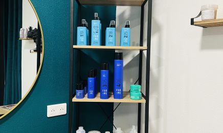 Un Hair de Rébellion  : Coiffeur à Roye