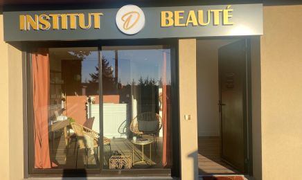 Institut D beauté ( Réservé uniquement aux femmes ) : Institut de beauté à Montanay