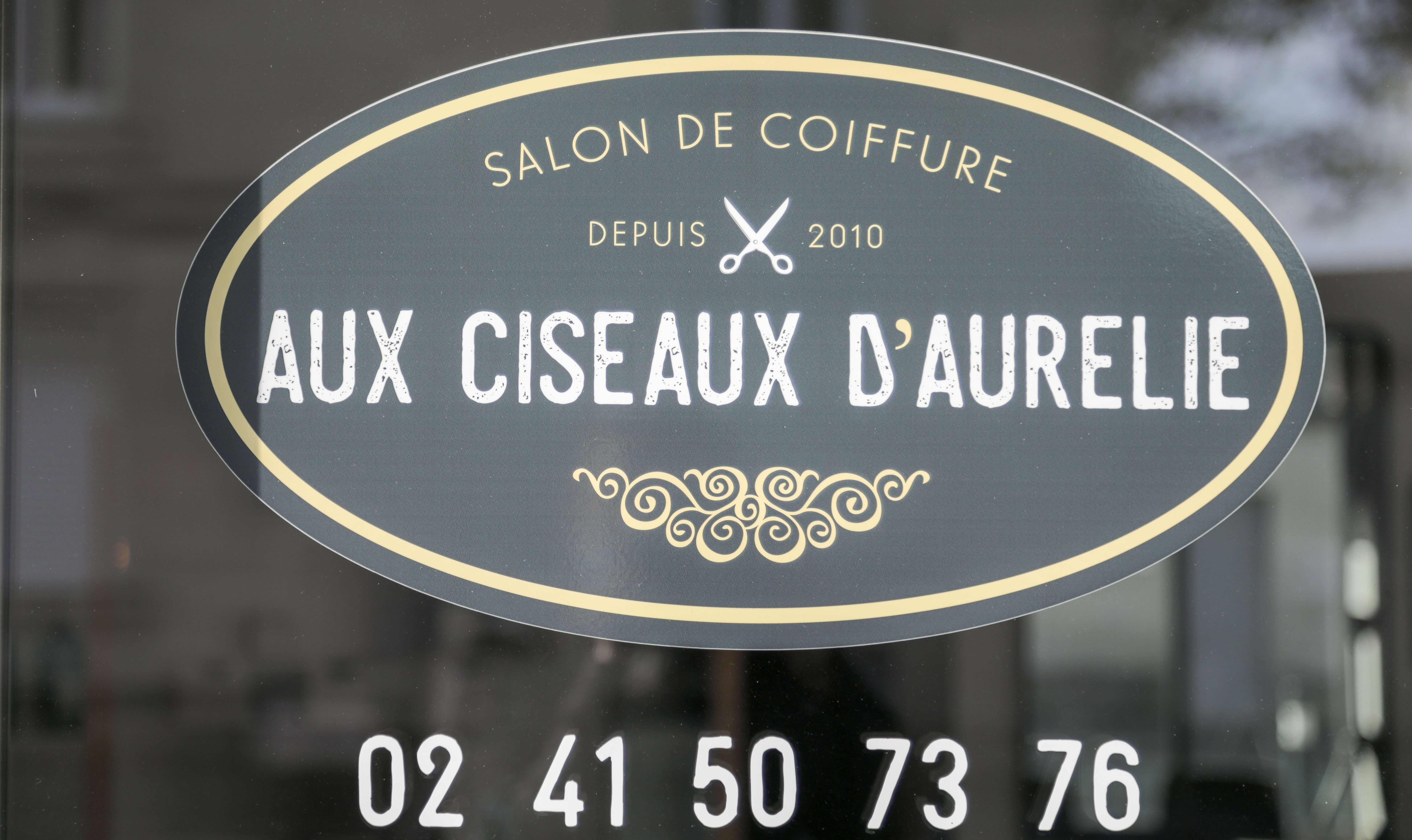 Aux ciseaux d'Aurélie