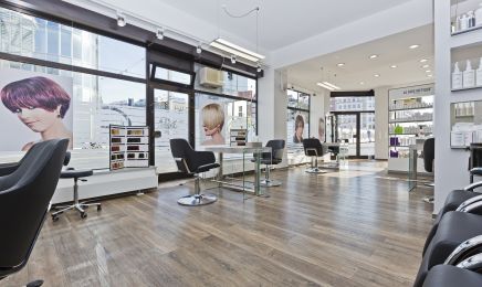 Csendes Hansen Hairdressers: Barbershop in Düsseldorf