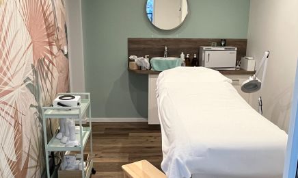 Aux Petits Soins  : Institut de beauté à Durmenach