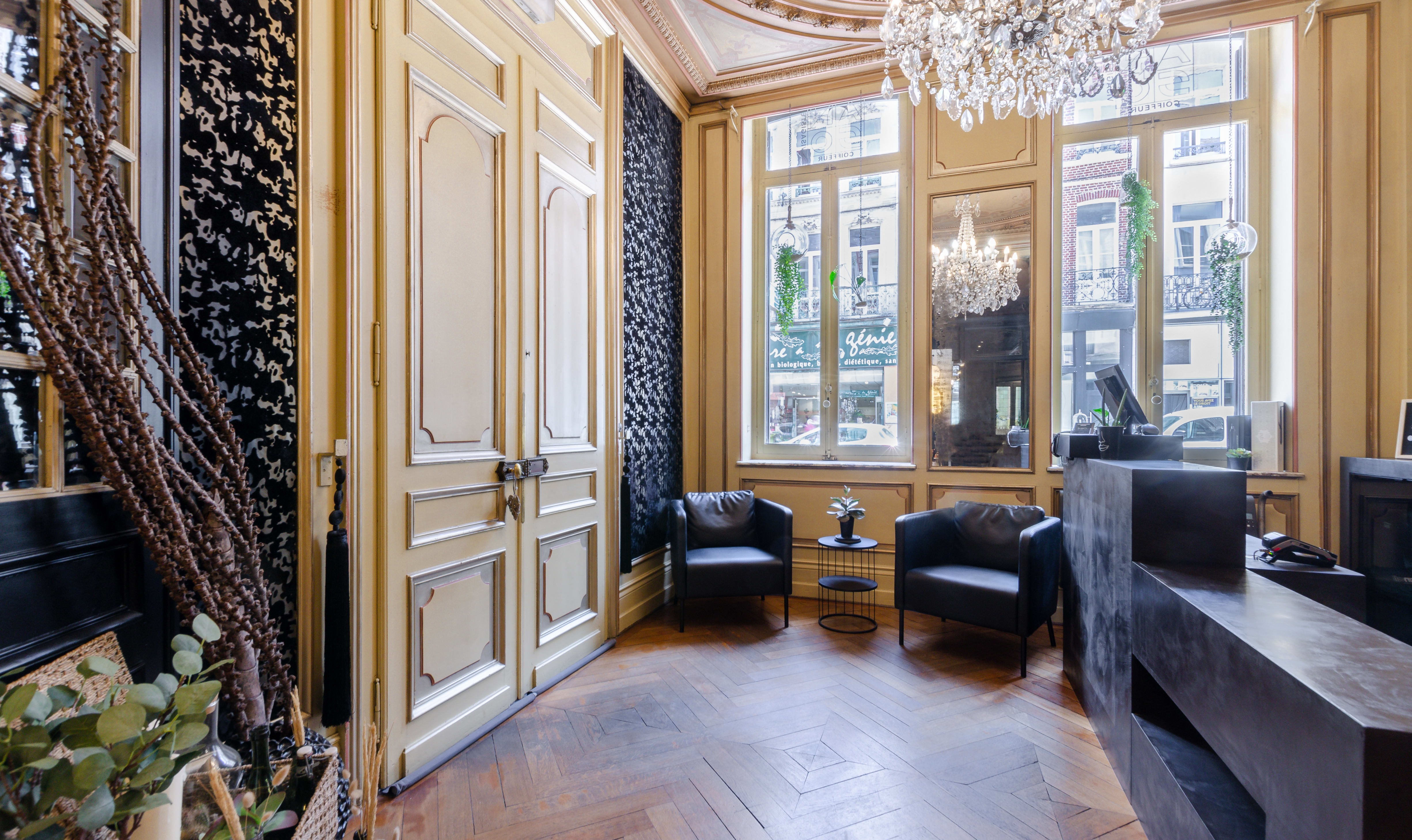SALON 1883 - Coiffure Lille - OneBooking
