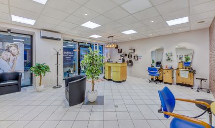 NB Créations  : Coiffeur à Saint-Martin-en-Haut