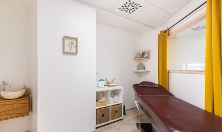 Naturel o Spa : Institut de beauté à Saintes