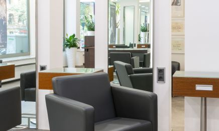 Antonio Hairstyling: Nagelstudio in Wiesbaden