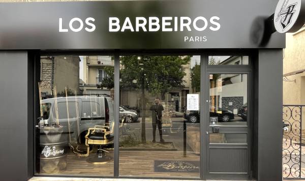 Los Barbeiros Paris Barbershop
