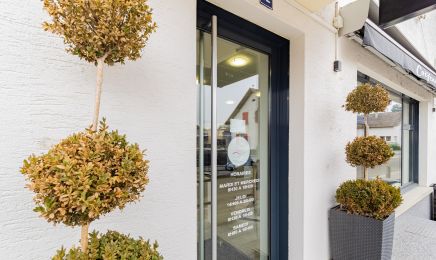 Monde Imaginaire : Coiffeur à Durmenach