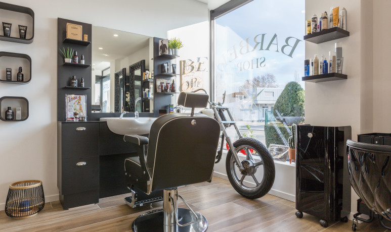 L Atelier De Coiffure Coiffeur A