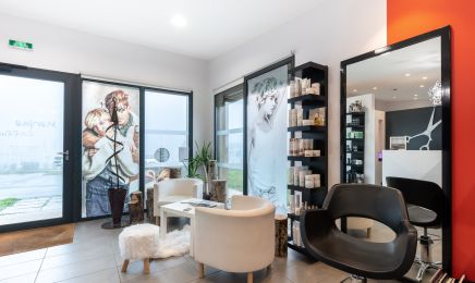 Maryna : Coiffeur à La Fouillade