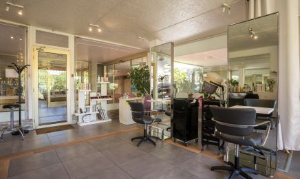 Le salon d'Aurélie : Manucure à Cannes