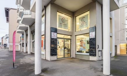Esthetic Center - Saint-Julien-en-Genevois : Manucure à Saint-Julien-en-Genevois