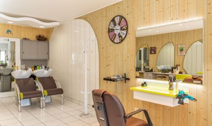 MOUSTACHE & BIGOUDIS : Coiffeur à Cléguérec