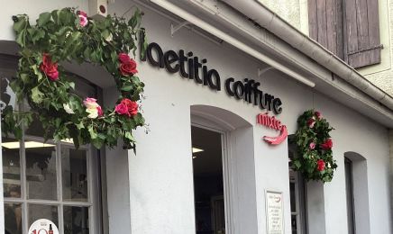 Laetitia Coiffure  : Manucure à Lescar