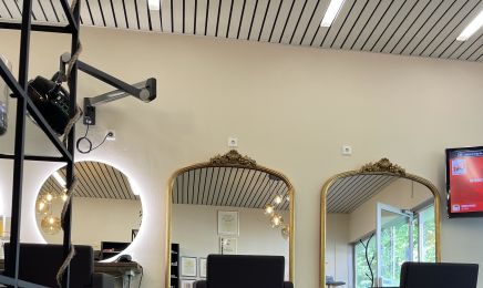 Diamond’s HairStyle by Sabrie: Barbershop in Schwabach