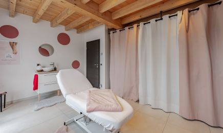 Un jess' de beaute : Manucure à Villaz