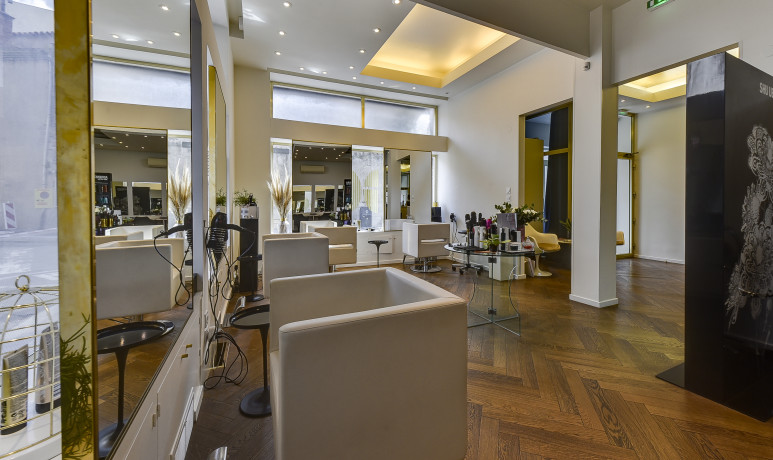 Maison De Coiffure Beatrice C Coiffeur A Perpignan