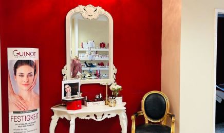 Belle Epoque Kosmetik: Friseur in Friedberg